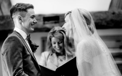 How To Personalise Your Wedding Vows